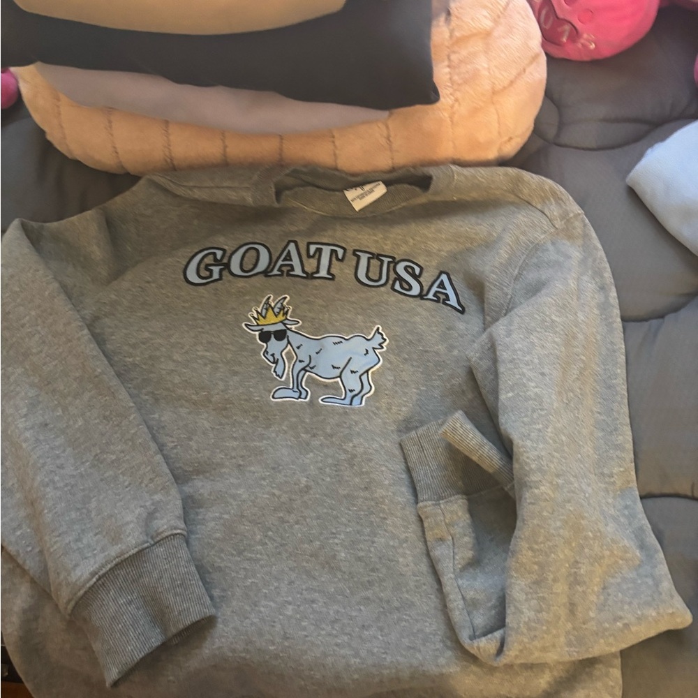 GOAT USA  Gray Sweatshirt